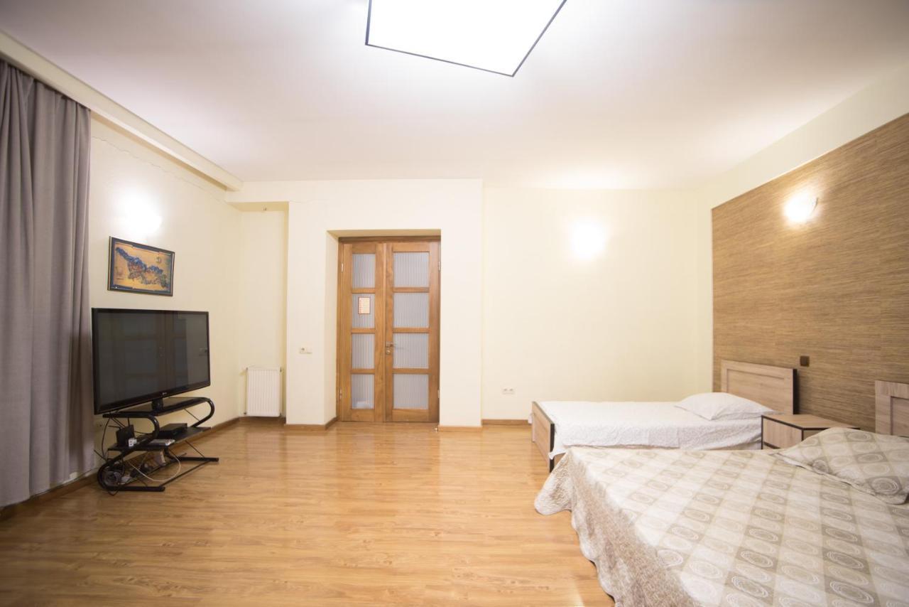 Terrace House Tbilisi Hotel Kültér fotó